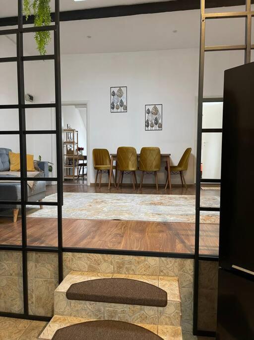 Apartament La Casa Timisoara Bagian luar foto